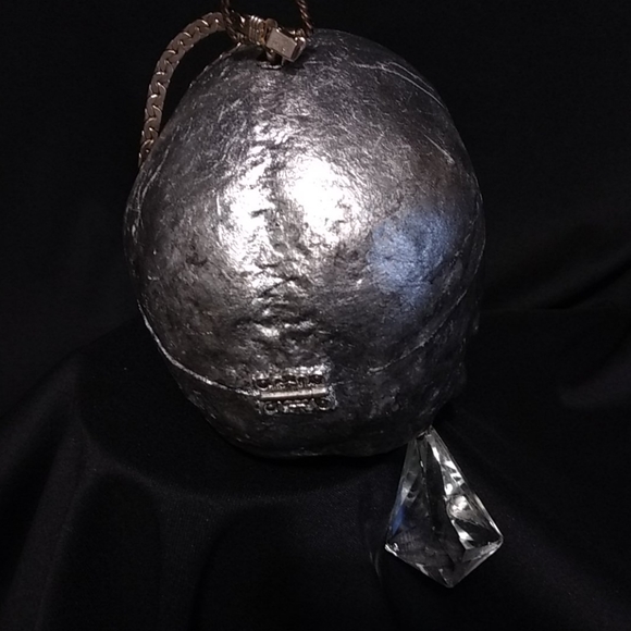 Art skull purse that's a sublime treasure! - Picture 8 of 9